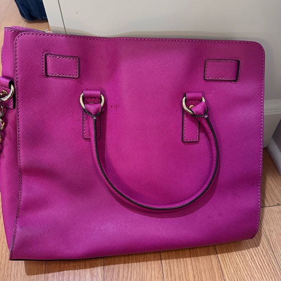 Authentic Michael Kors Pink Purse Shoulder Bag - Picture 4 of 10